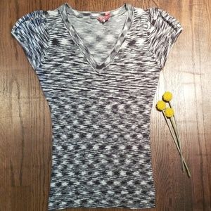 ♡Derek Heart top♡